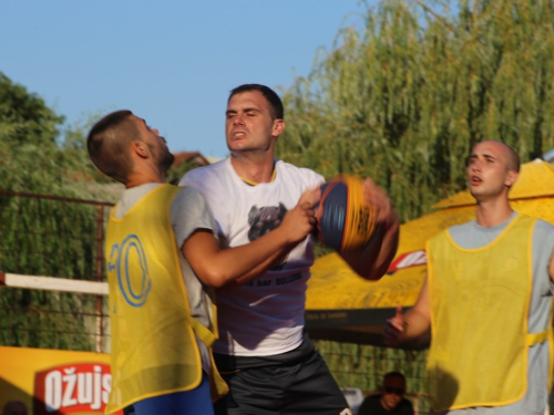 FOTO: Druga večer turnira 19. Streetball Rama