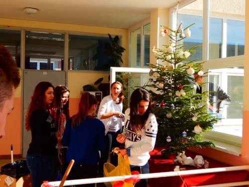 Foto: Božić u Srednjoj školi Prozor