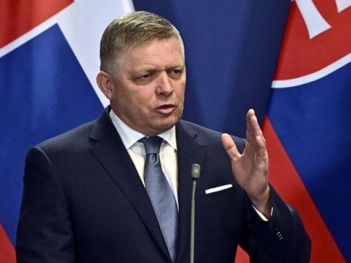 Fico ljut na Ukrajinu zbog sankcija Lukoilu: Nećemo biti talac