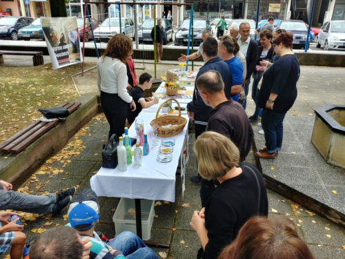 FOTO: Udruga ''Djeca nade'' organizirala izložbu u Prozoru