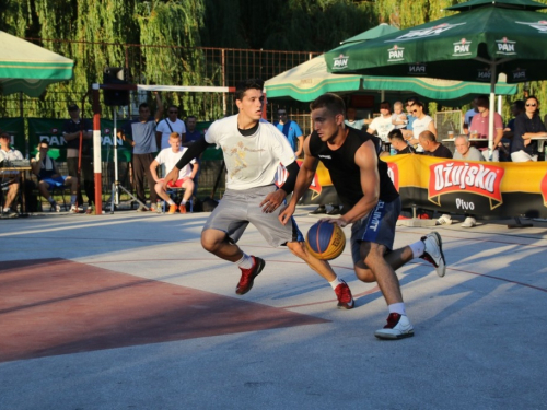 FOTO: Počeo turnir u uličnoj košarci ''Streetball Rama 2017.''