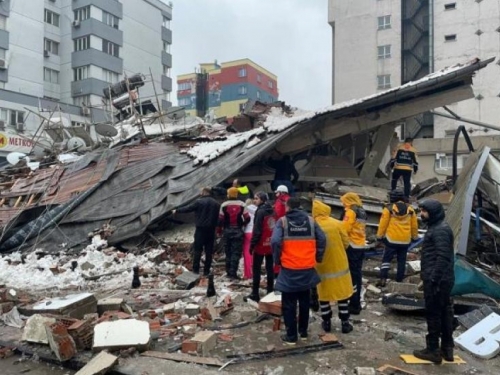 Snažan potres od 6,4 po Richteru ponovo pogodio Hatay u Turskoj