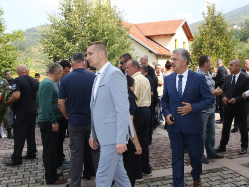 FOTO/VIDEO: Na Uzdolu obilježena 23. obljetnica stravičnog pokolja nad Hrvatima