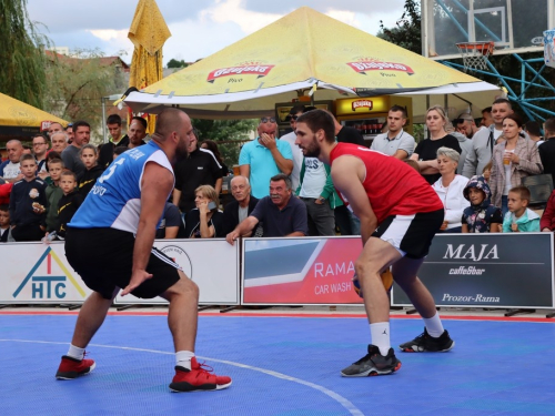 FOTO: Druga večer Streetball turnira u Prozoru