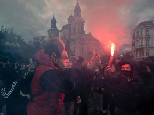 Pogledajte prizore iz Praga nakon najave novog lockdowna, došlo je do žestokog obračuna