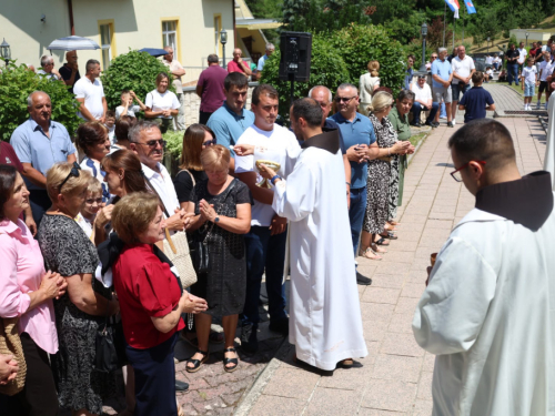 FOTO: Župa Uzdol proslavila svog nebeskog zaštitnika sv. Ivana Krstitelja