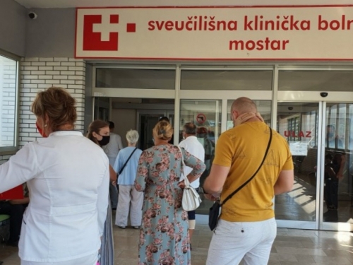 U SKB-u Mostar znatno povećan broj moždanih udara povezanih s koronom