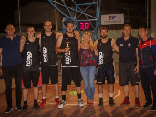 Foto: Tim Rodeo Sarajkomerc pobjednik Streetball Rama 2018.