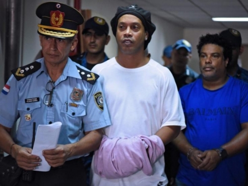 Ronaldinho pušten iz zatvora, ostaje u kućnom pritvoru