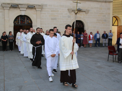 FOTO: Drugi dan trodnevnice na Šćitu - blagoslov prvašića i školskih torbi