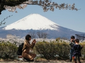 Gradić u Japanu podiže ogradu. Ne želi da turisti fotografiraju planinu