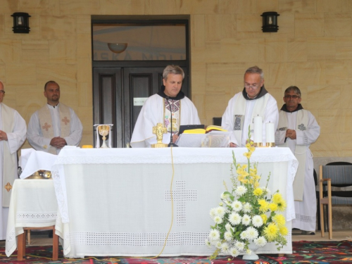 FOTO: Misa Uočnica na Šćitu - Velika Gospa 2018.