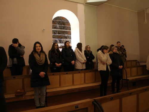 FOTO: Mise na Badnjak u župama Rama-Šćit, Prozor i filijali Orašac