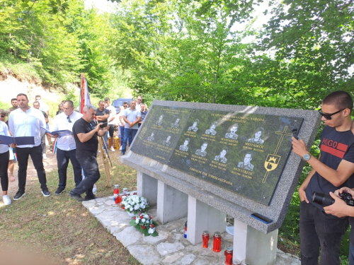 Na Pomenu obilježena 30. obljetnica stradanja hrvatskih branitelja