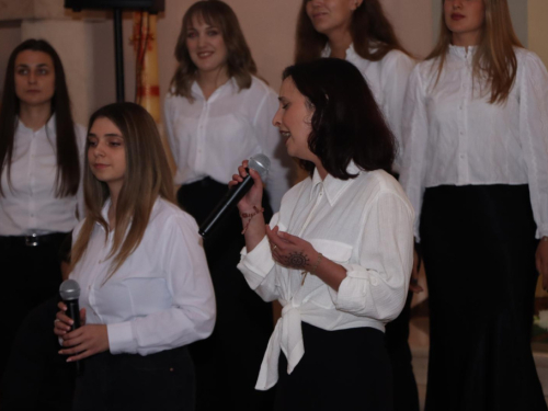 FOTO: Započeli VIII. Ramski dani kulture - zbor mladih ViDeMus oduševio publiku