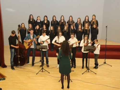 FOTO: Održan 'Božićni koncert' ramskih župa