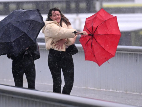 Jače naoblačenje i kiša u večernjim satima, uz jak jugo i jugoistok