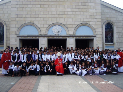 Krizma u župi Prozor