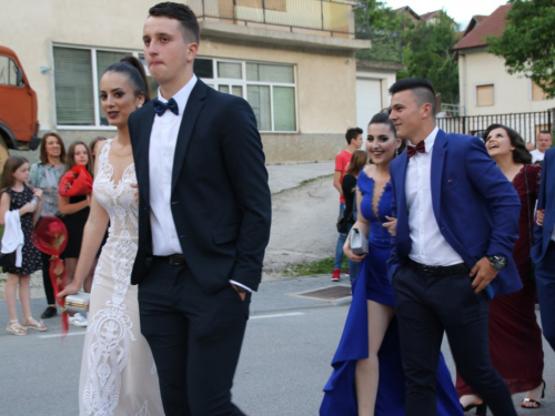 FOTO: Matura 2018. - Defile mladosti na ulicama Prozora