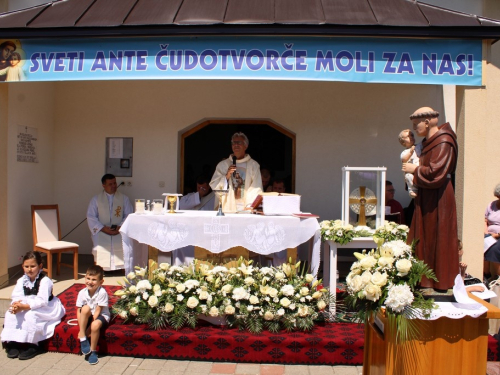 FOTO: Na Pidrišu proslavljen blagdan sv. Ante