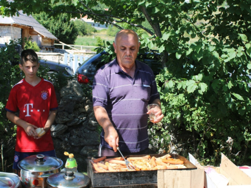 FOTO: Druženjem na Zahumu Fenixovci obilježili 28. obljetnicu postojanja