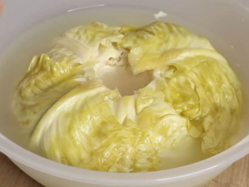 Domaći kiseli kupus za sarmu u samo dva dana