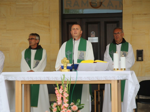 FOTO: Na Šćitu započela priprava za Veliku Gospu