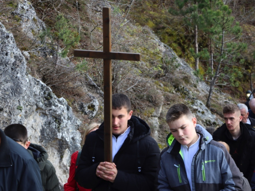 FOTO: Ramski put križa u Podboru