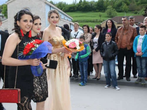 FOTO/VIDEO: Matura 2016. - Defile mladosti i ljepote na ulicama Prozora