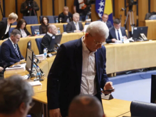 Bošnjaci unaprijed odbili sjednicu