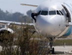 Pušača uhvatila kriza pa pokušao otvoriti vrata zrakoplova na visini od 12 kilometara
