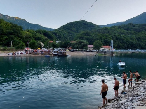 FOTO: Izvješće s manifestacije ''Ljeto u Gračacu''