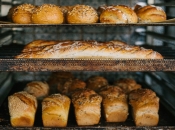 Vlada FBiH preporučila smanjivanje marži na kruh, brašno i mlijeko