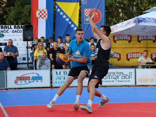 FOTO: Druga večer Streetball turnira u Prozoru