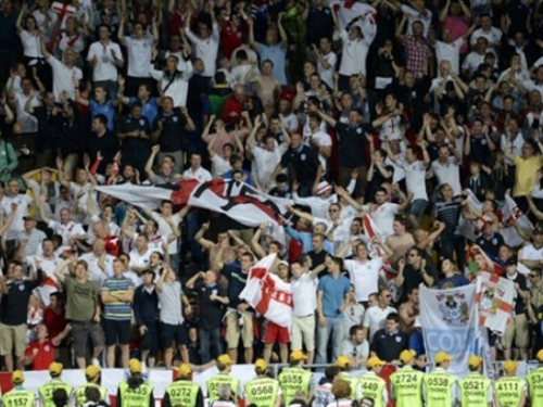 Englezi ponovno žele stajanje na stadionima