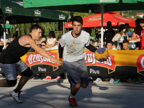 FOTO: Počeo turnir u uličnoj košarci ''Streetball Rama 2017.''