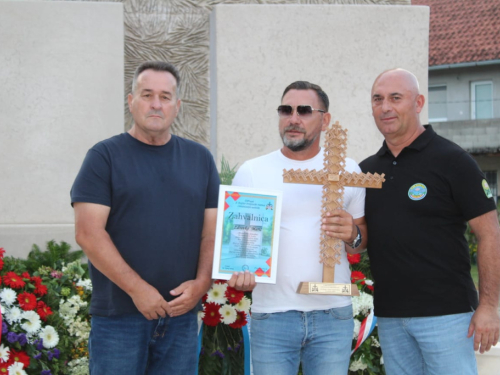 FOTO: Na Uzdolu obilježen Dan udruge Treće bojne brigade Rama i branitelja Uzdola