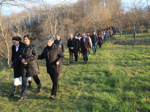 FOTO: Put križa kroz fratarski gaj na Šćitu