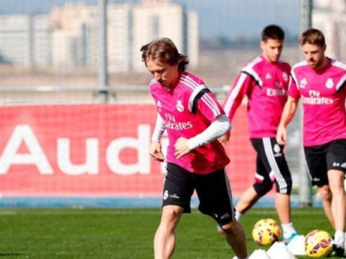 Modrić se vratio treninzima!