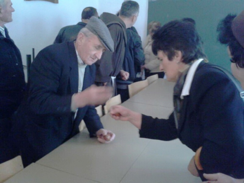 Na Orašcu održano natjecanje u izboru najšarenijeg i najtvrđeg jajeta