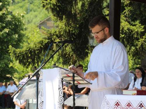 FOTO: Vanjska proslava patrona župe Prozor