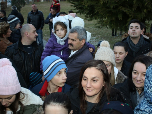 FOTO: Žive jaslice u župi Rama Šćit