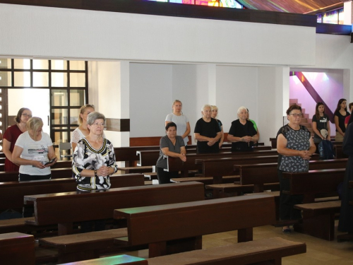 Foto: Ramski hodočasnici krenuli jutros pješice u Sinj