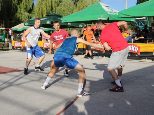 FOTO: Počeo turnir u uličnoj košarci ''Streetball Rama 2017.''