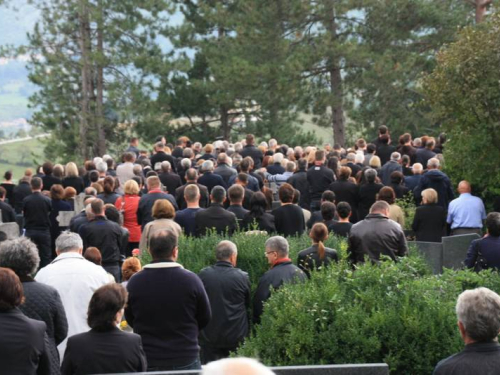 FOTO: Sahranjen fra Ivica Baketarić