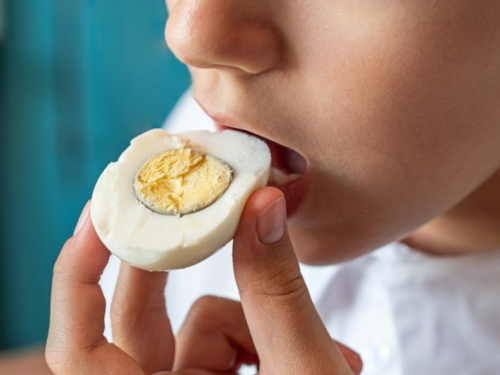 Što se događa s tijelom ako svaki dan jedemo jaja?