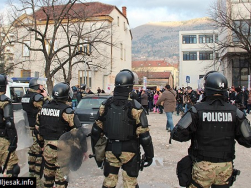 Polovica bh. građana boji se da bi moglo doći do rata