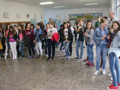 FOTO: U Prozoru održano županijsko natjecanje iz matematike