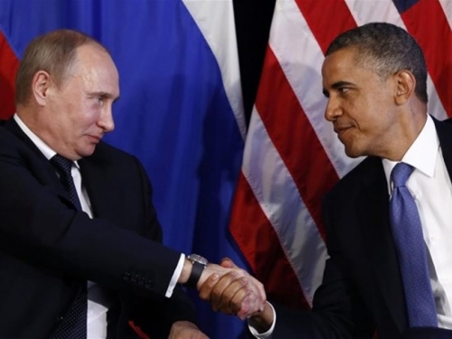 Putinov strog i zlovoljan izgled je politički trik