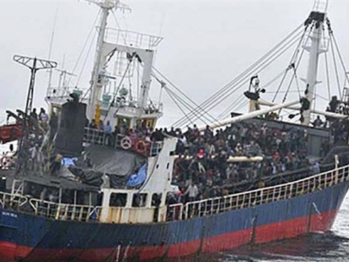 Brod sa 600 migranata se prevrnuo kod Egipta, najmanje 29 mrtvih